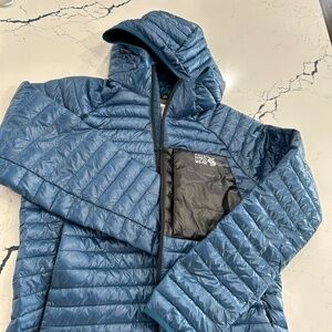 NWT Men’s Mountain Hardware Jacket
